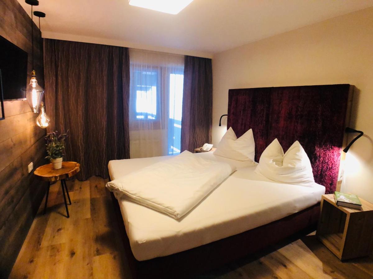 Hotel Alpenblick ザールバッハ・ヒンターグレム エクステリア 写真