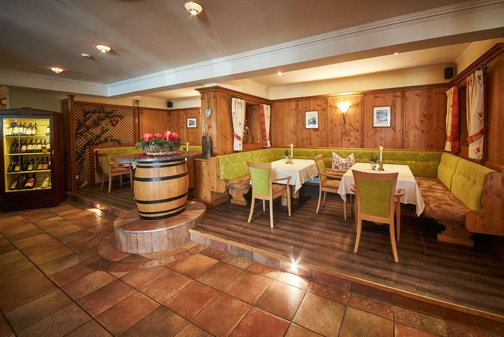 Hotel Alpenblick ザールバッハ・ヒンターグレム エクステリア 写真